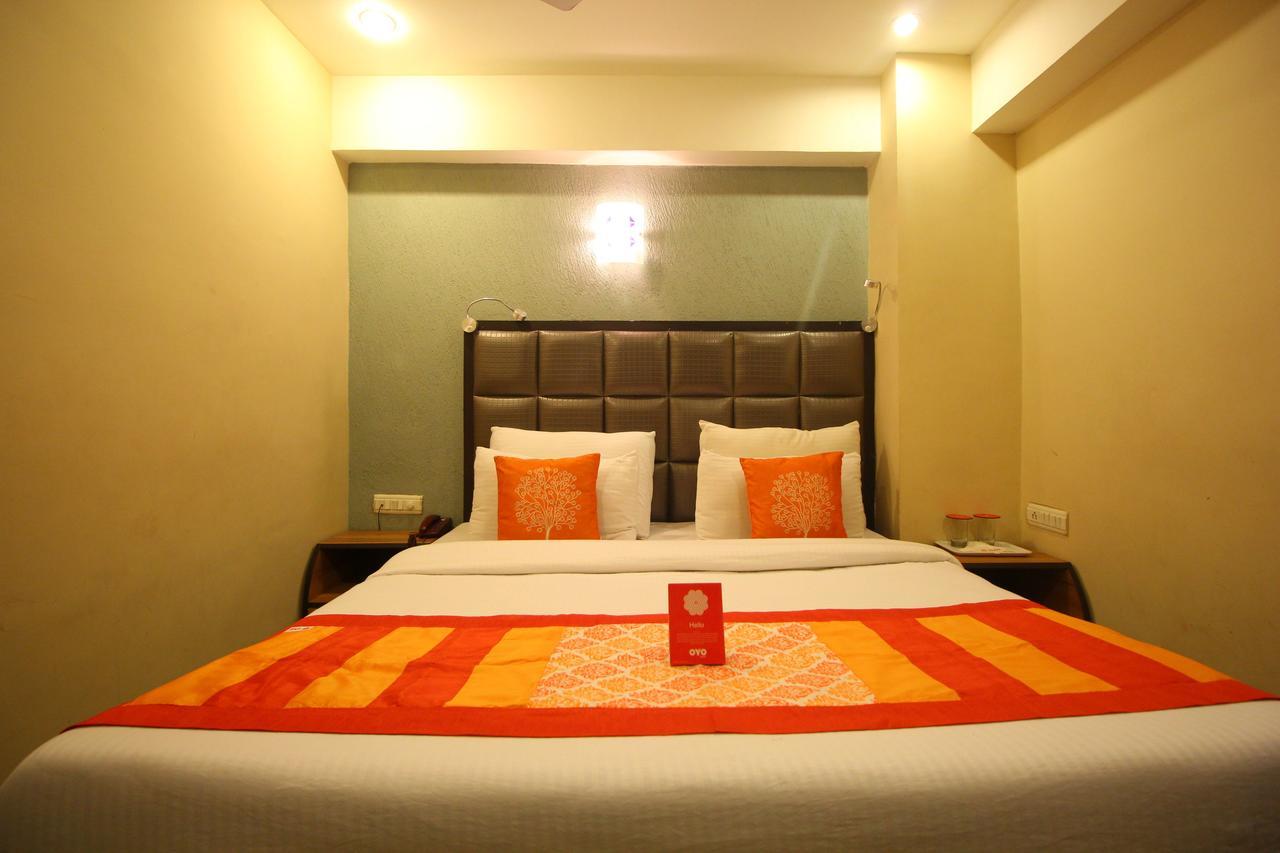 أحمد أباد Oyo 8786 Hotel Maan Residency المظهر الخارجي الصورة