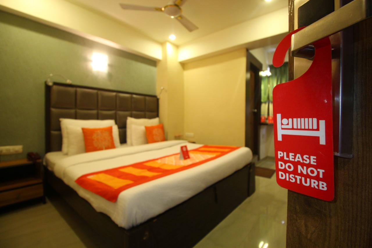 أحمد أباد Oyo 8786 Hotel Maan Residency المظهر الخارجي الصورة