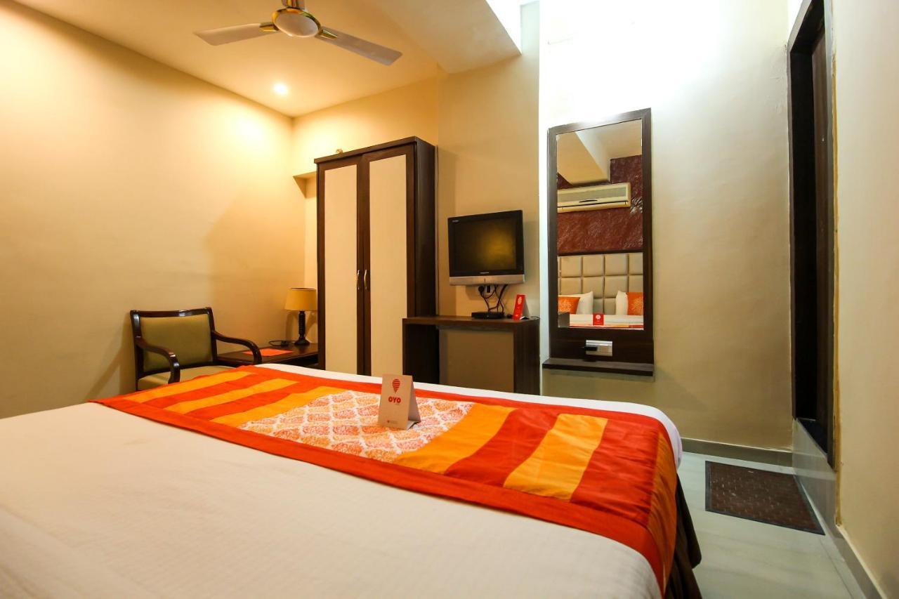 أحمد أباد Oyo 8786 Hotel Maan Residency المظهر الخارجي الصورة